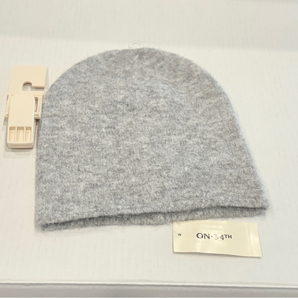 🆕 On 34th Women Beanie Light Gray Wool blend 🆕 - Picture 10 of 10